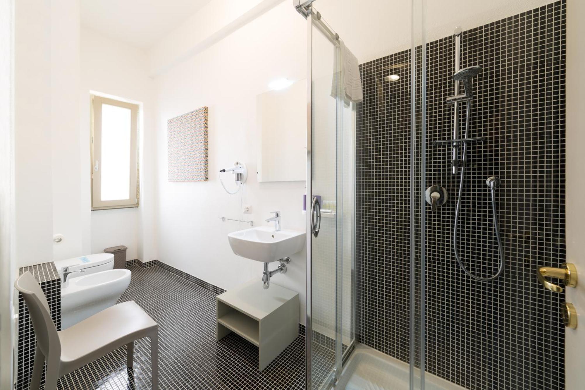 Guest House Sonnino 37 Кальяри Экстерьер фото