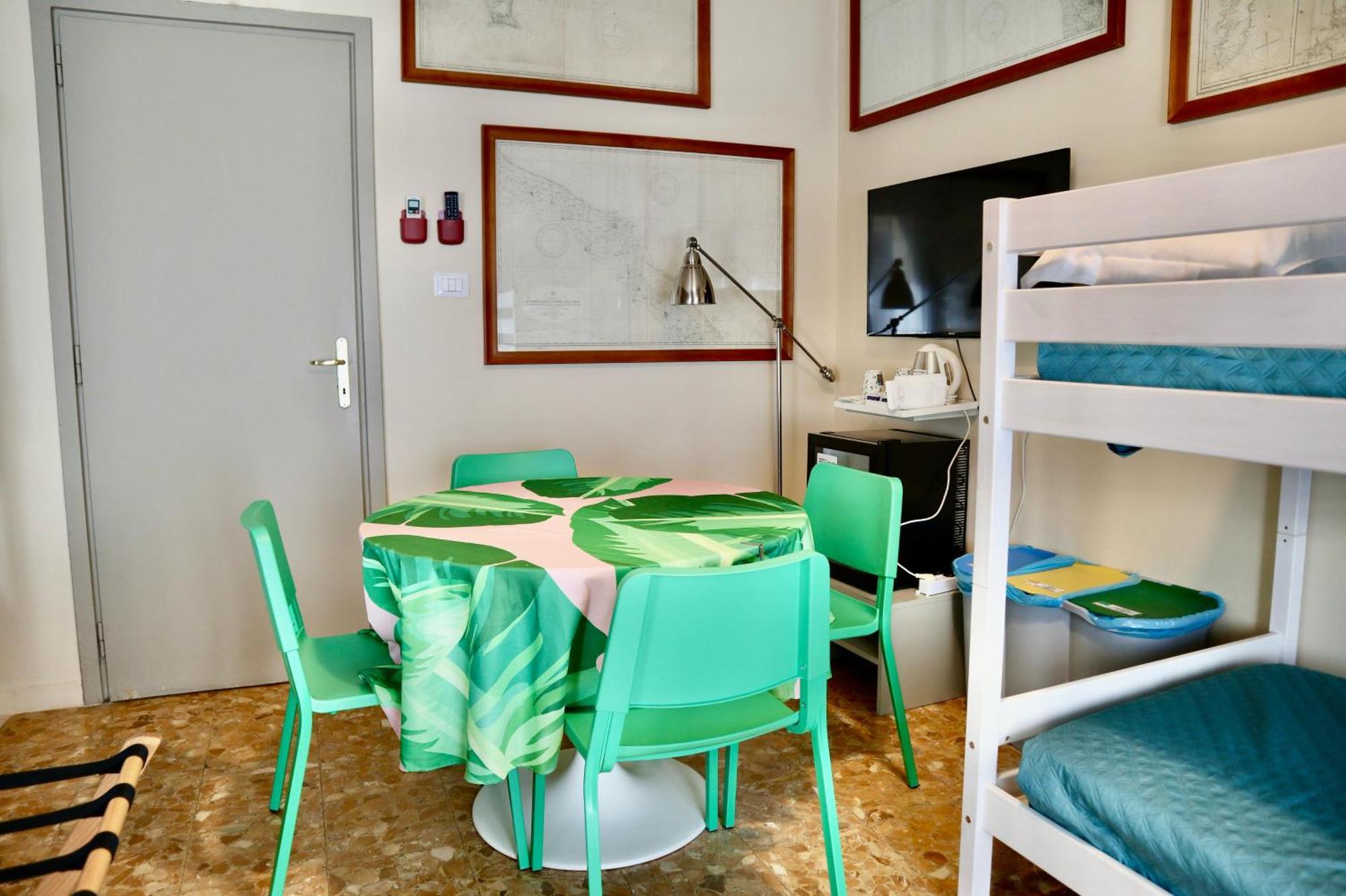 Guest House Sonnino 37 Кальяри Экстерьер фото