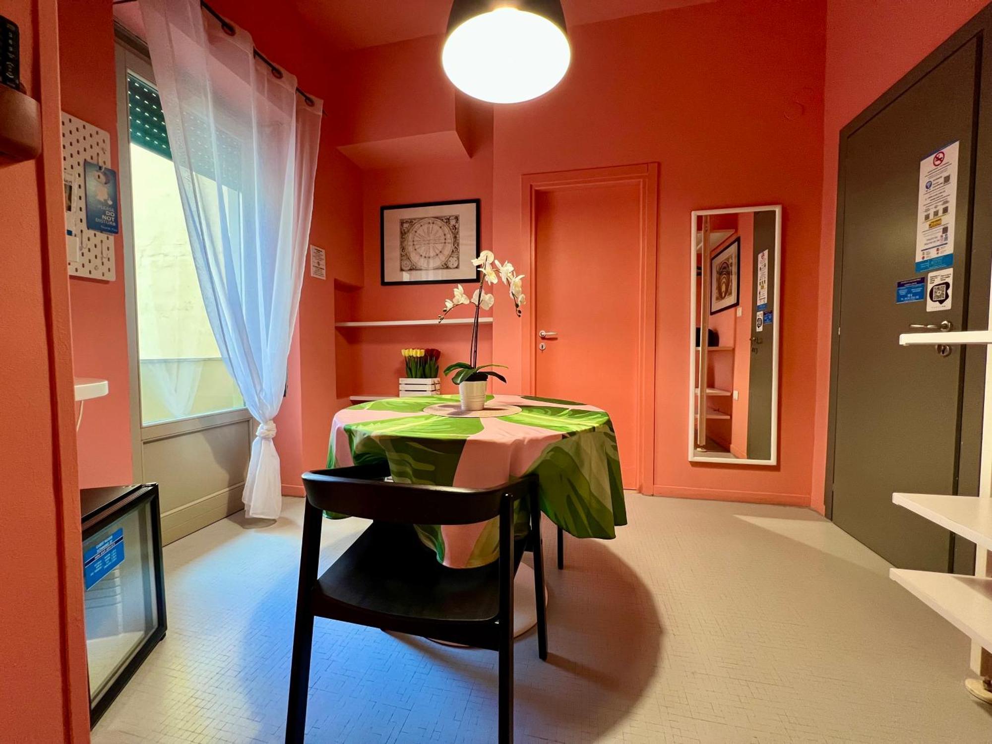 Guest House Sonnino 37 Кальяри Экстерьер фото