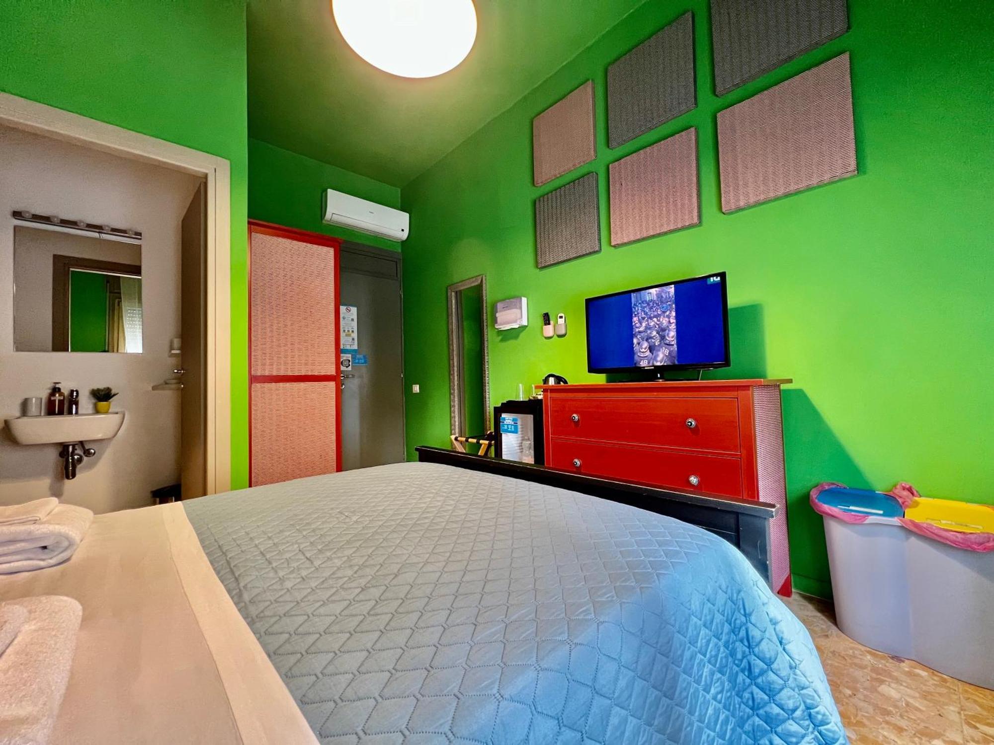 Guest House Sonnino 37 Кальяри Экстерьер фото