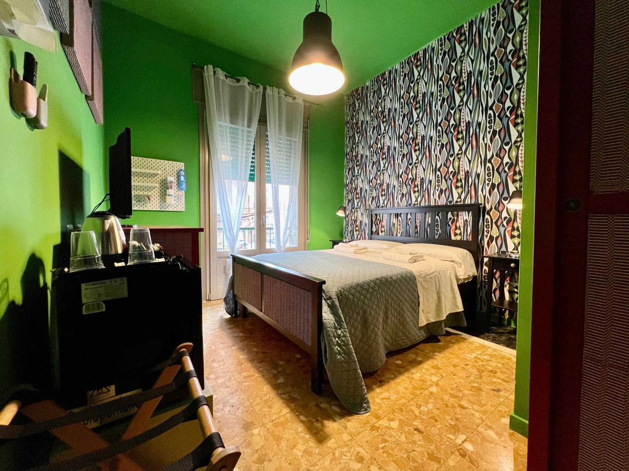 Guest House Sonnino 37 Кальяри Экстерьер фото